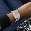 Γυναικείο Ρολόι Guess Ασημί με Logo Dial και Κρύσταλλα